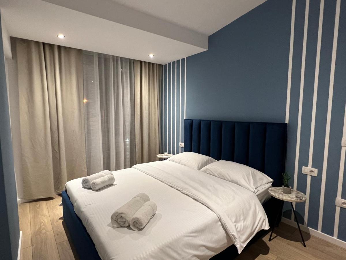 Brand New Apts Located At The City'S Main Square-100 Mbs Wifi Durrës Kültér fotó