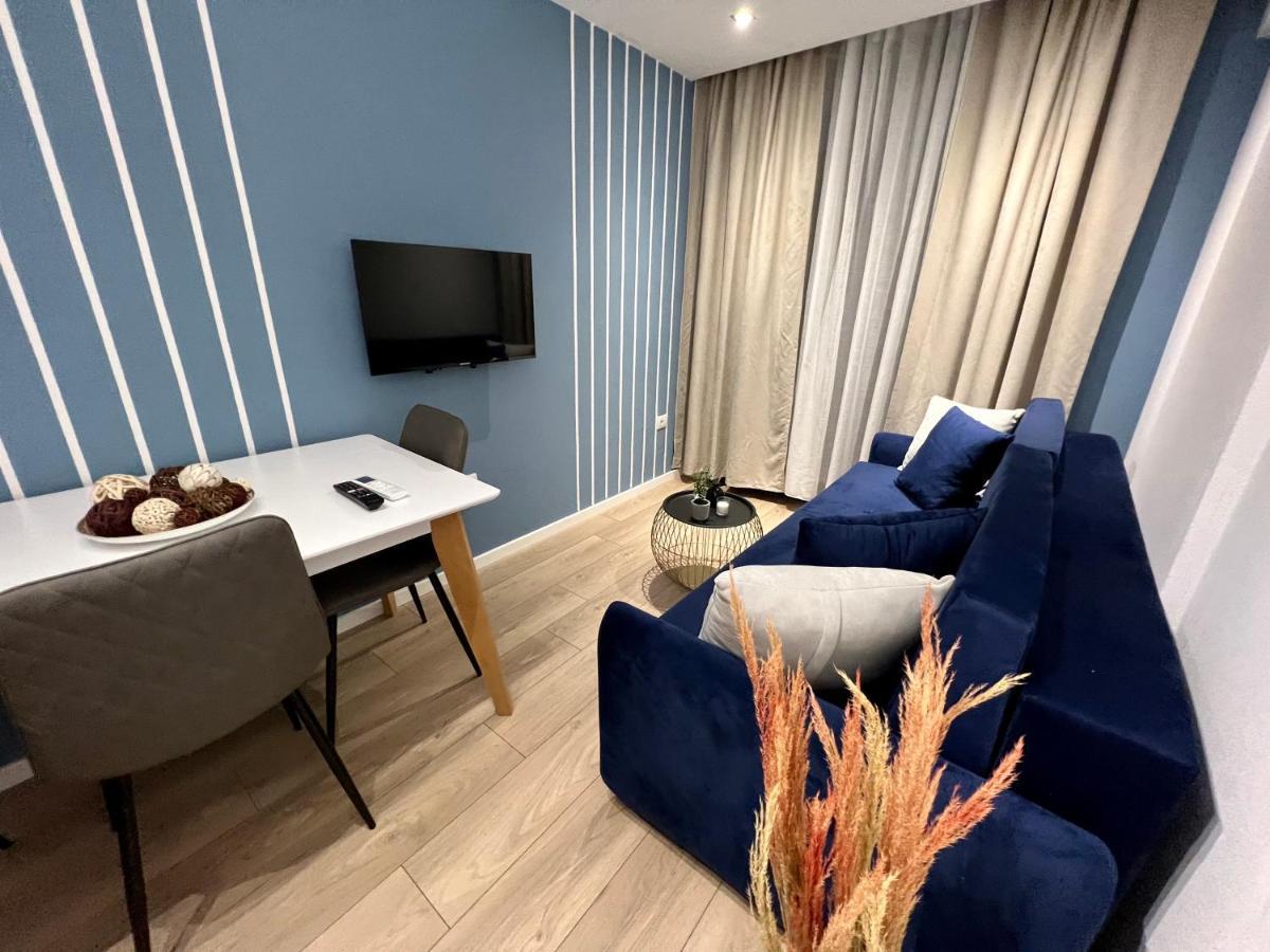 Brand New Apts Located At The City'S Main Square-100 Mbs Wifi Durrës Kültér fotó