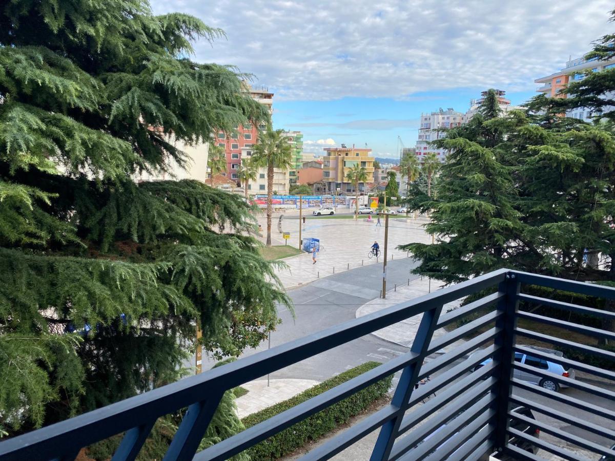 Brand New Apts Located At The City'S Main Square-100 Mbs Wifi Durrës Kültér fotó