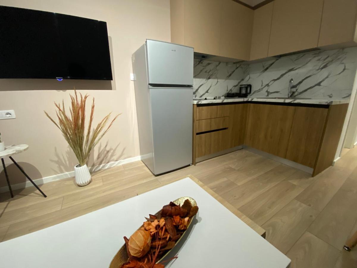Brand New Apts Located At The City'S Main Square-100 Mbs Wifi Durrës Kültér fotó